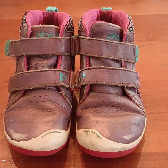 Plae Max GUC size 12 - Picture 2 of 4